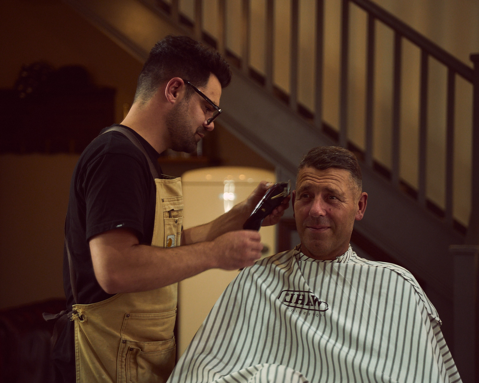 andy_at_beckets_barbers_hairdressers_shaving_parlour_northampton_b